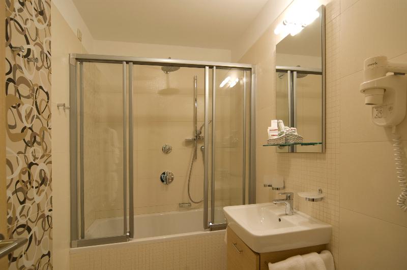 غرفة قياسية, Le Luxe Boutique