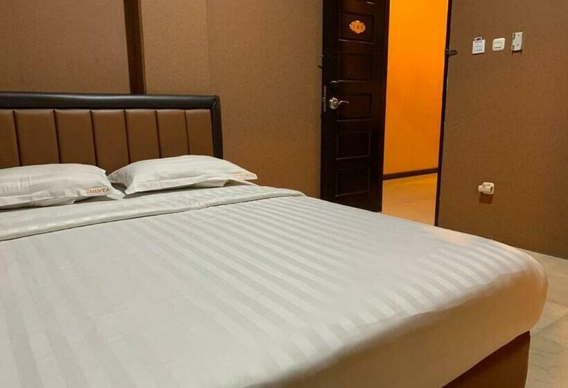 غرفة ديلوكس, Rumah Shinta