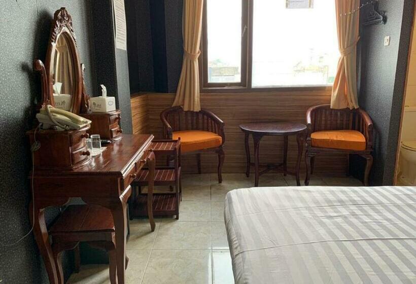 جناح عائلي, Rumah Shinta