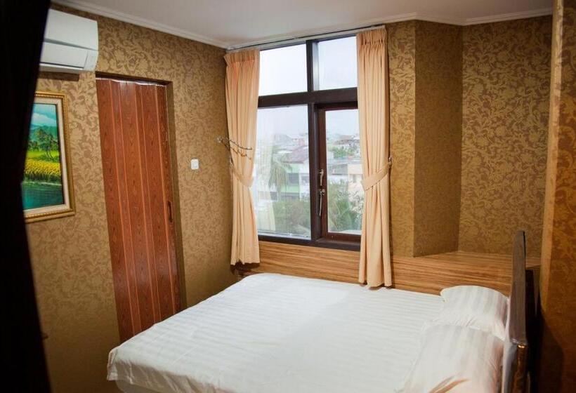 חדר סטנדרט, Rumah Shinta