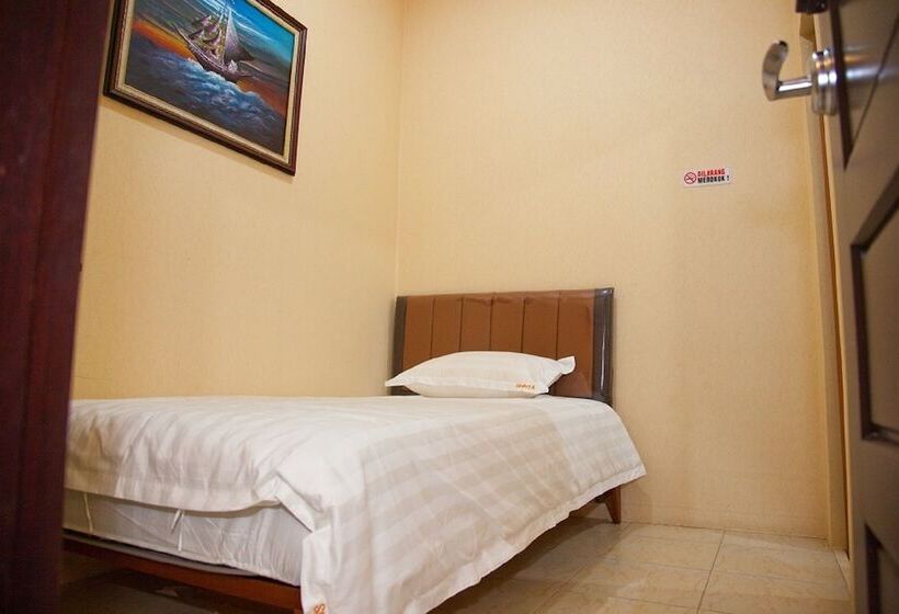 Номер Стандарт Индивидуальный, Rumah Shinta