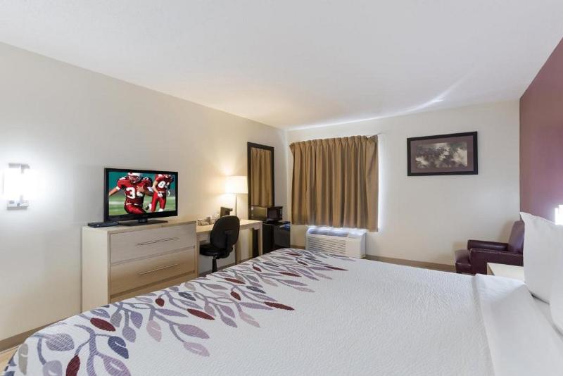 Люкс Кровать Кинг, Sleep Inn & Suites O Fallon Mo   Technology Drive