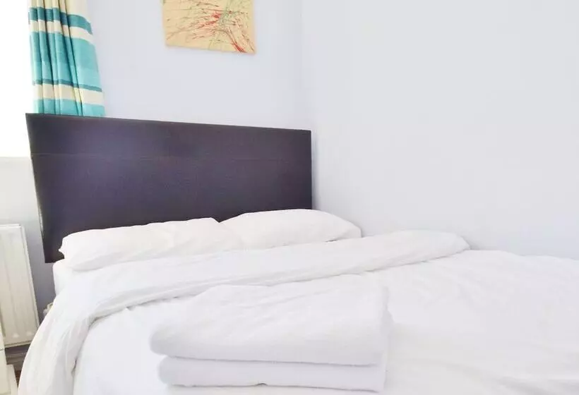 اتاق استاندارد, Ocean Bar & Hostel
