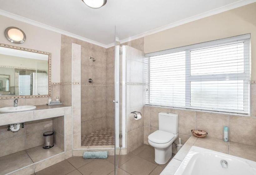 スタンダードルーム, Atlantic Breeze