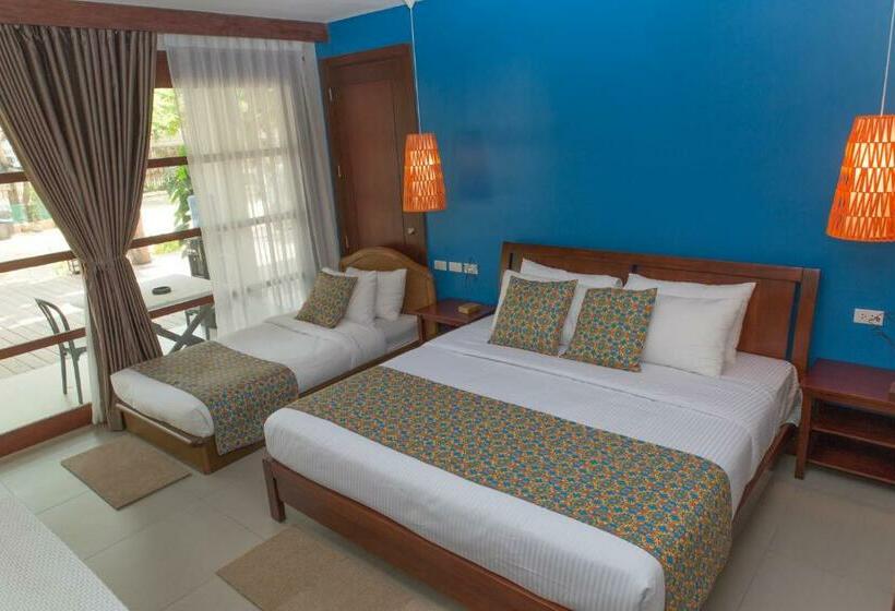 غرفة سوبيريور ثلاثية, Karancho Beach House