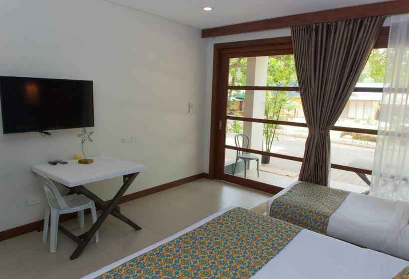 غرفة ديلوكس ثلاثية, Karancho Beach House