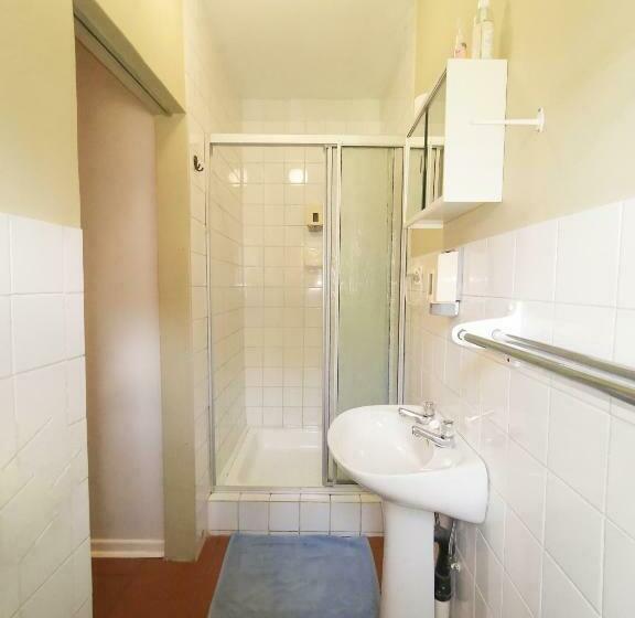 标准单人间, Loerie Guesthouse