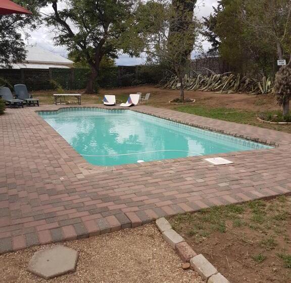 Семейный Номер Совместный Санузел, Oasis Shanti Backpackers