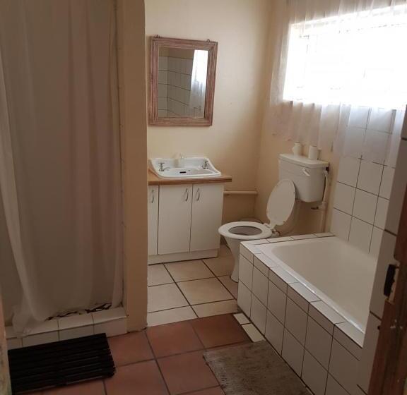 Семейный Номер Совместный Санузел, Oasis Shanti Backpackers