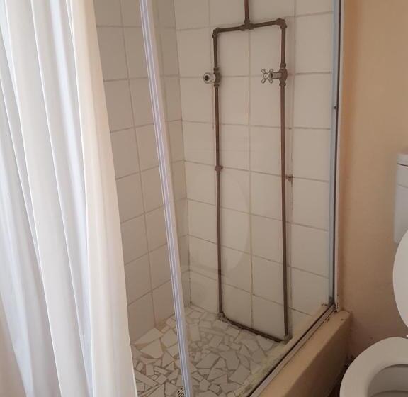 Семейный Номер Совместный Санузел, Oasis Shanti Backpackers