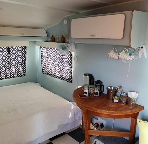 Номер Стандарт, Oasis Shanti Backpackers