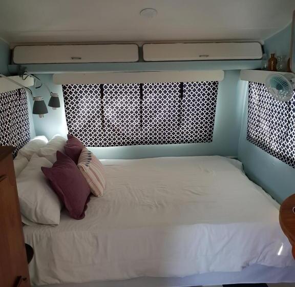 Номер Стандарт, Oasis Shanti Backpackers
