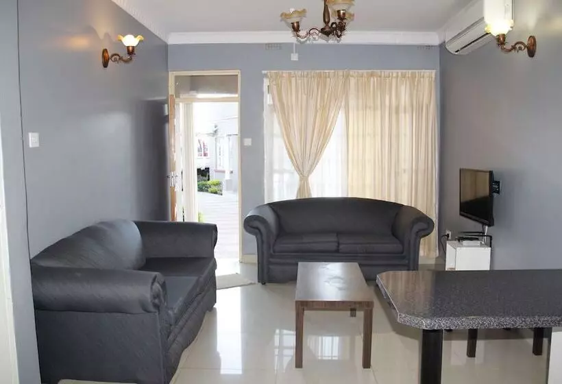آپارتمان 2 خوابه, Asante Apartments