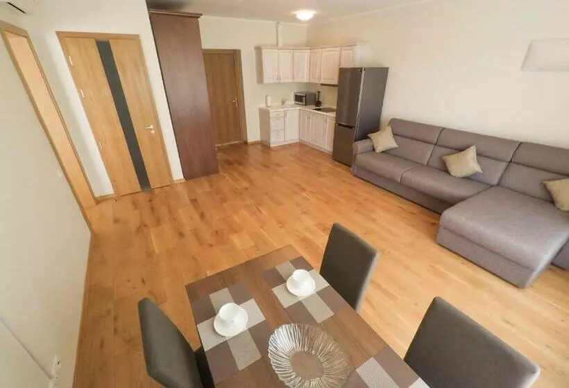 1 Yatak Odalı Rahat Daire, Balthouse