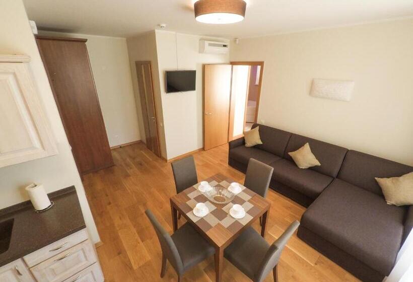 آپارتمان 1 خوابه همکف, Balthouse