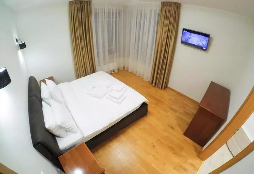 2 Yatak Odalı Daire, Balthouse