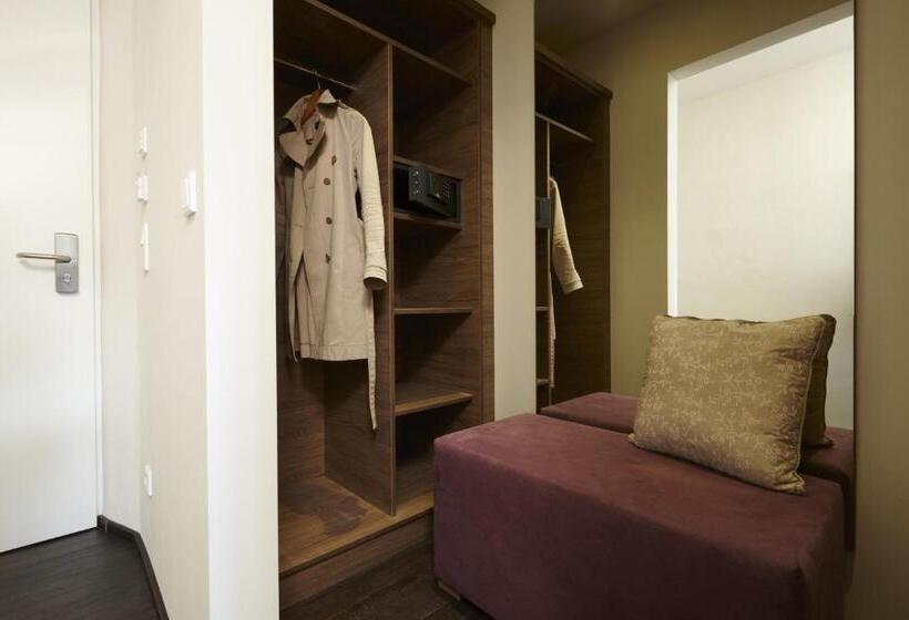 デラックスルーム, Boutique Hotel Zur Post