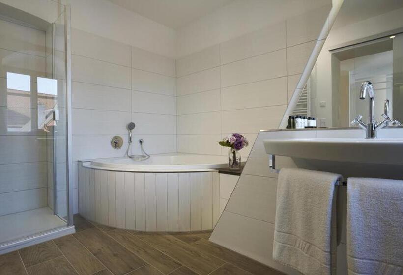 デラックススイート, Boutique Hotel Zur Post