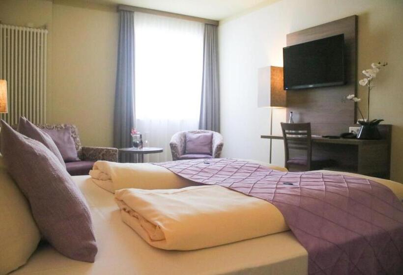 スーペリアトリプルルーム, Boutique Hotel Zur Post