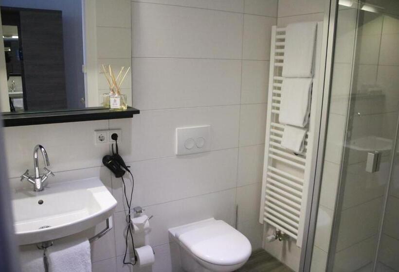 エコノミールーム, Boutique Hotel Zur Post