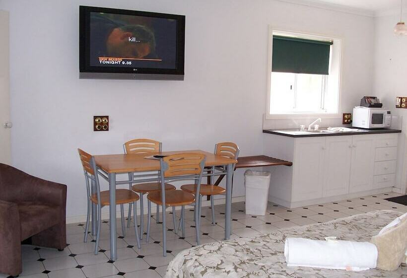 اتاق استاندارد, Clearwater Motel Apartments