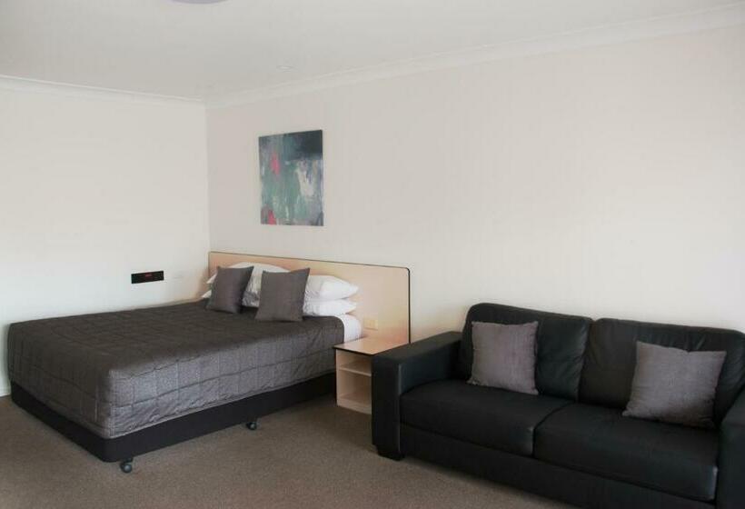 חדר סטנדרט, Highway Inn Motel