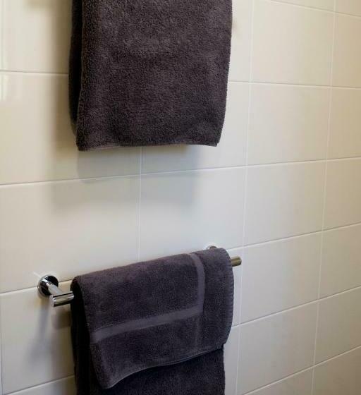 חדר סטנדרט, Highway Inn Motel