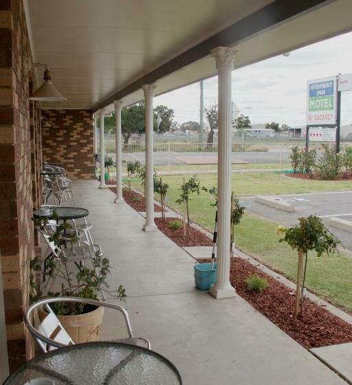 חדר סטנדרט עם מיטת קינג, Highway Inn Motel