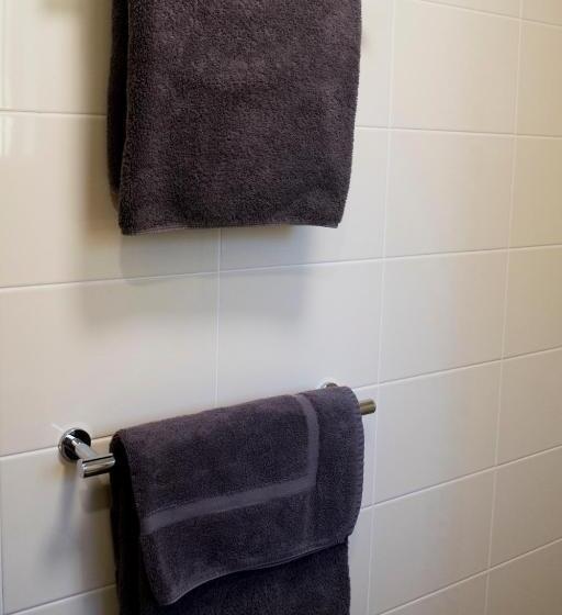 חדר סטנדרט עם מיטת קינג, Highway Inn Motel