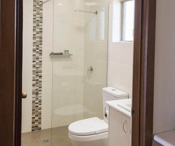 חדר סטנדרט, Highway Inn Motel