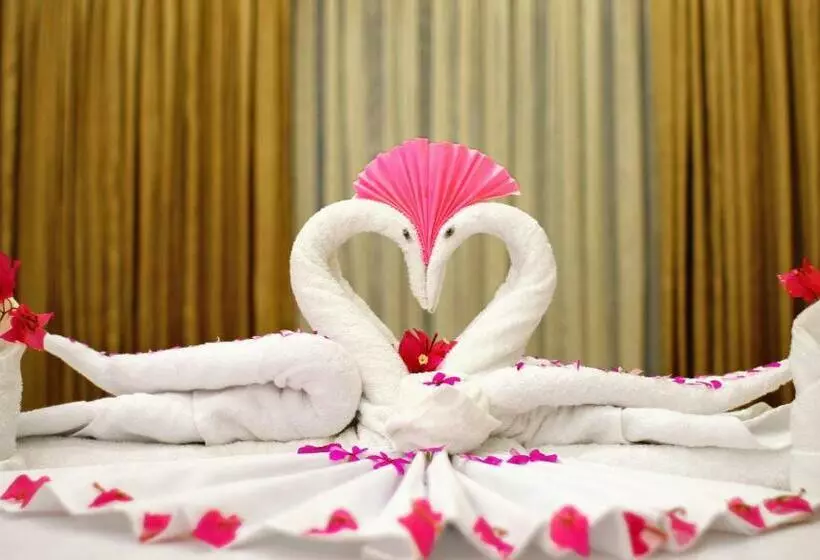 سوییت اجرایی, Asia Hotel & Resorts