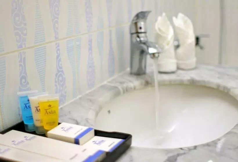 اتاق پریمیوم یک تخته, Asia Hotel & Resorts