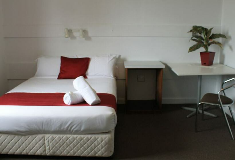 스탠다드 룸, The Commercial Hotel Nambour