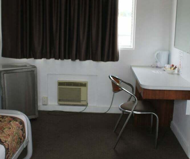 스탠다드 싱글 룸, The Commercial Hotel Nambour