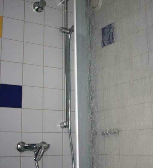 חדר משפחתי, Jugendherberge Frankfurt Haus Der Jugend