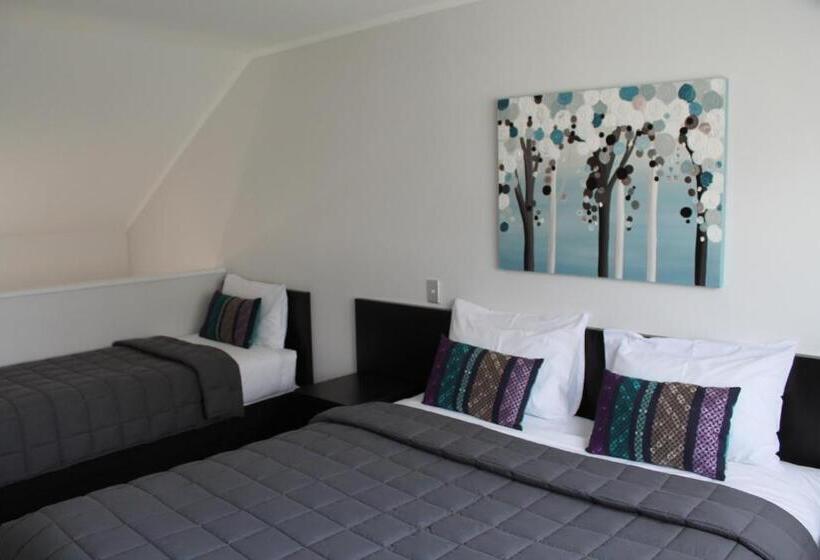 수피리어 룸, Aquarius Motor Inn