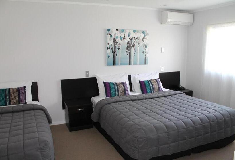 수피리어 룸, Aquarius Motor Inn