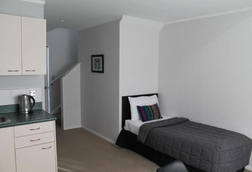 수피리어 룸, Aquarius Motor Inn