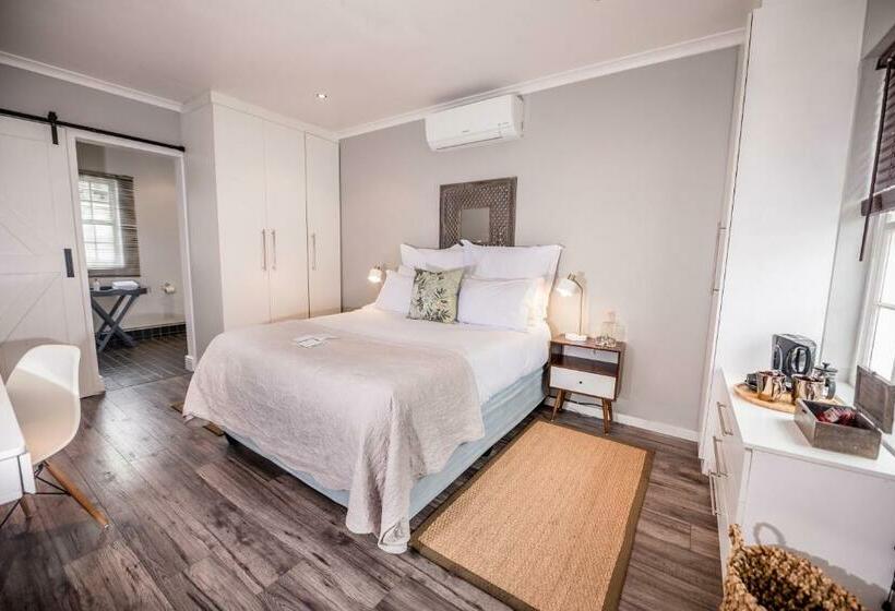 חדר סטנדרט, Corner House Residence