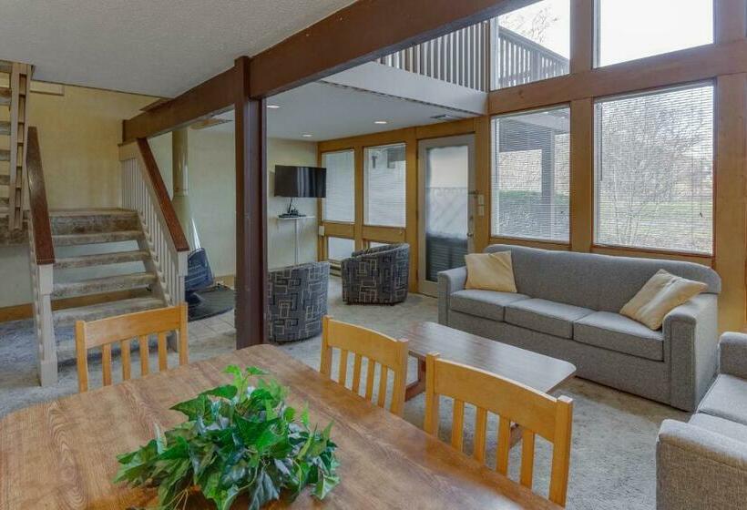 ツーベッドルーム　ヴィラ, Stony Court At Bryce Mountain