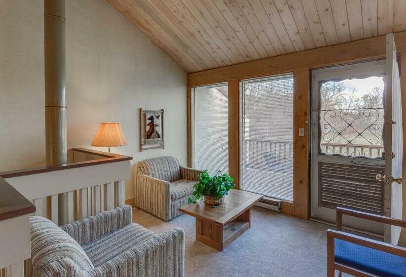 ツーベッドルーム　ヴィラ, Stony Court At Bryce Mountain