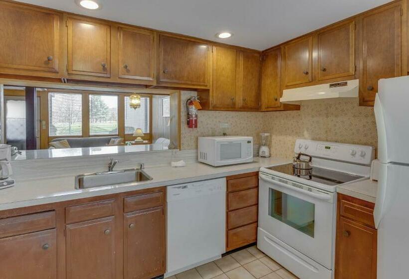 ツーベッドルーム　ヴィラ, Stony Court At Bryce Mountain