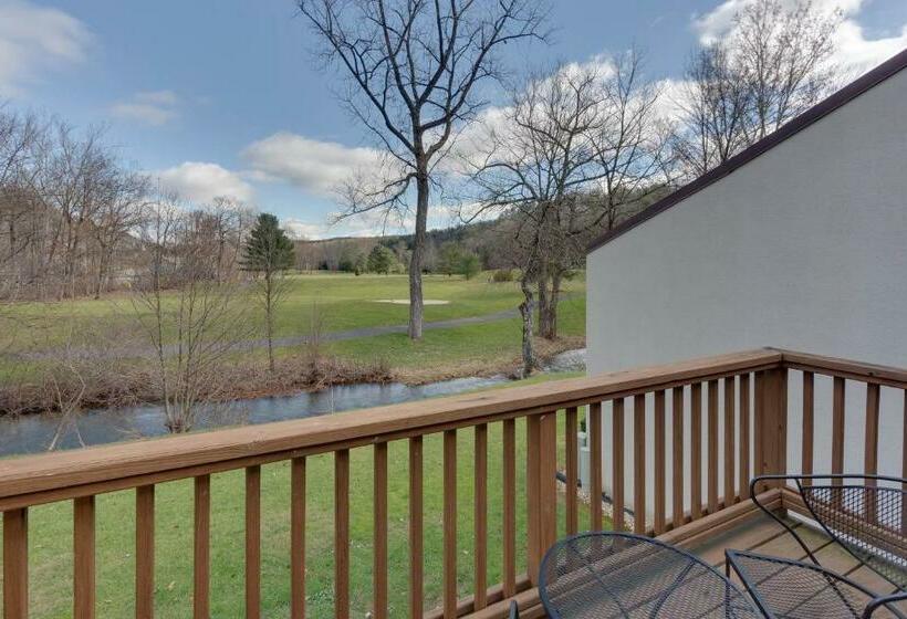 ツーベッドルーム　ヴィラ, Stony Court At Bryce Mountain