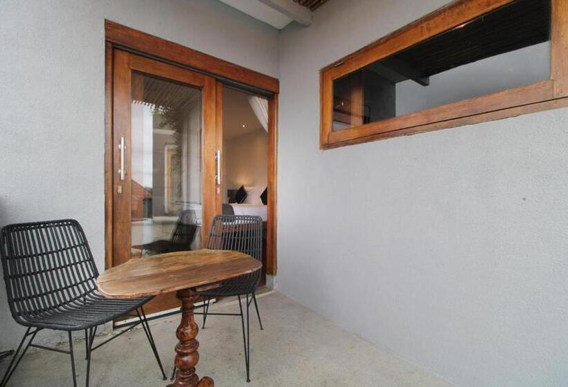 2침실 아파트 풀장구비, The Apartments Canggu