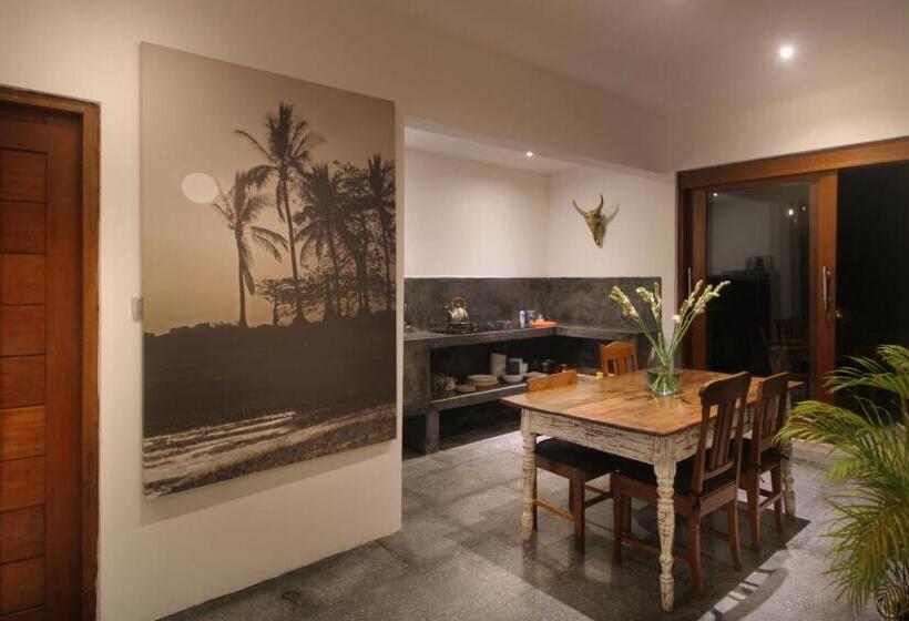 2침실 아파트 풀장구비, The Apartments Canggu