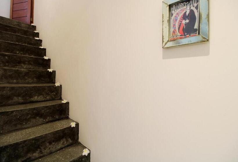 2침실 아파트 풀장구비, The Apartments Canggu