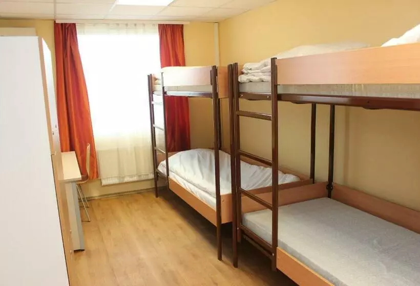 Bed in Shared Room with Shared Bathroom, Famulus Kollégium