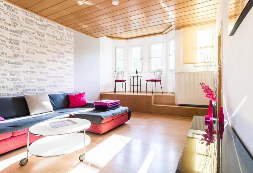 Апартаменты Deluxe 1 Спальня, Guesthouse Altes Rathaus