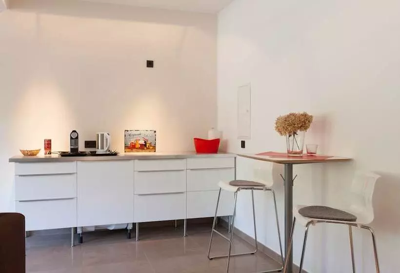 سوئیت با چشم‌انداز رودخانه, Guesthouse Altes Rathaus