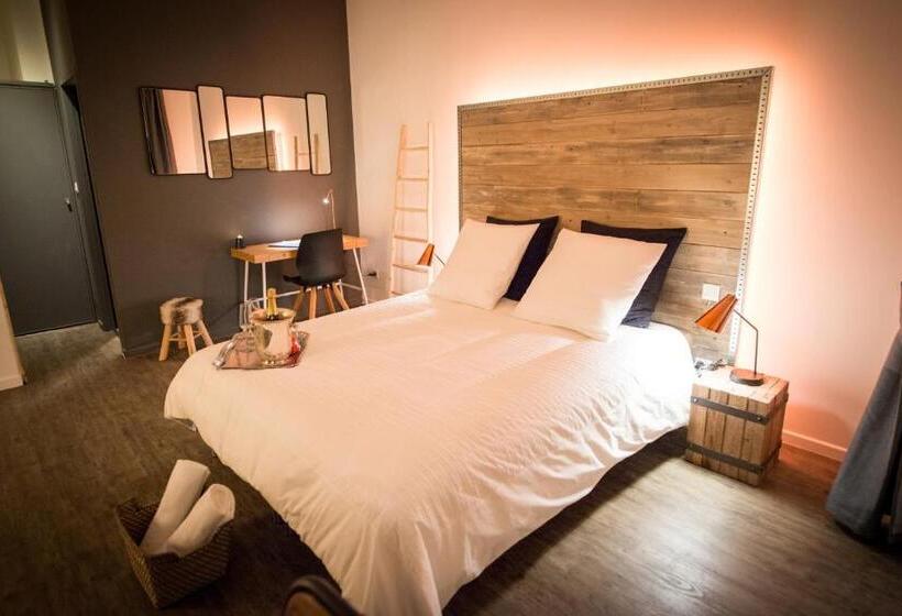 جناح جونيور مطل على الحديقة, La Maison Gustave